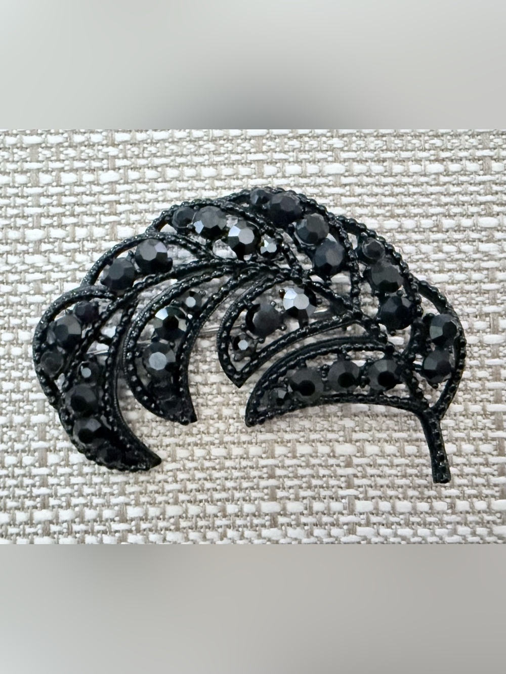 Weiss Bintage Black Crystal Black Enamel Leaf Mourning Brooch